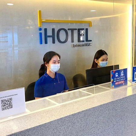 Ihotel Uptown Bgc Taguig Eksteriør bilde
