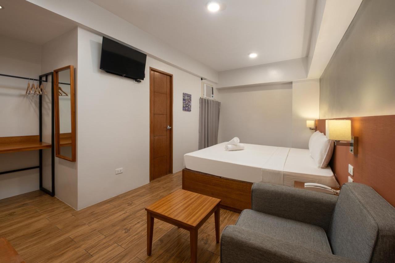 Ihotel Uptown Bgc Taguig Eksteriør bilde